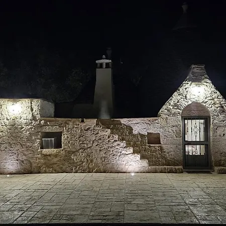 Trullo Le Rondinelle * San Michele Salentino