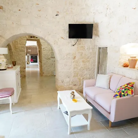 Trullo Le Rondinelle Villa *