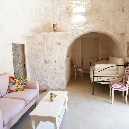 Trullo Le Rondinelle San Michele Salentino